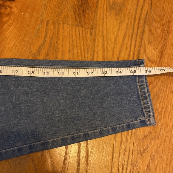 NWT Levi’s High Waisted Tapered Jeans in FYI in Size 23 x 27 - Picture 11 of 16